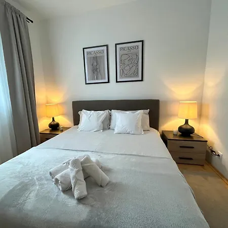 Apartment Valuna - Modern Sea View -terrace - 4 Min To - Free Parking