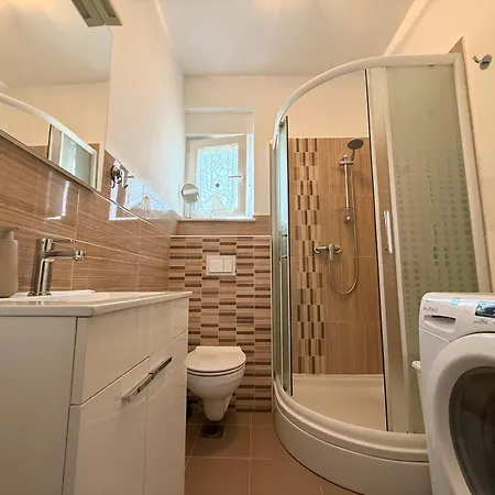 شقة Valuna - Modern Sea View -terrace - 4 Min To - Free Parking *