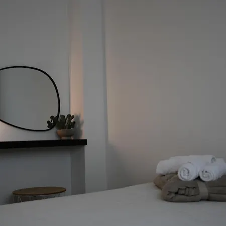 Valuna - Modern Sea View -terrace - 4 Min To - Free Parking Apartment *