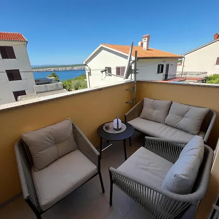 Valuna - Modern Sea View -terrace - 4 Min To - Free Parking Apartment Jadranovo